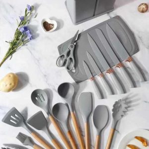 19-piece silicone ladle set with knife